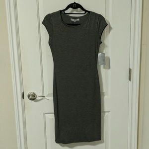 NWT Velvet Torch gray cap sleeve dress Sz M